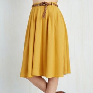Breathtaking Tigerlilies Midi Skirt